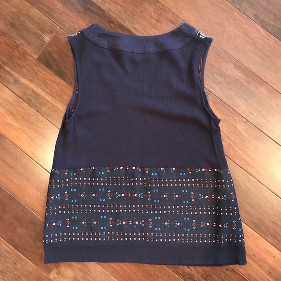 Carmelo Embroidered Top! - Picture 2 of 4